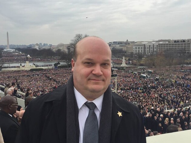 Чалый считает, что российские власти хотят вписать в свою конституцию еще Харьковскую и Днепропетровскую области