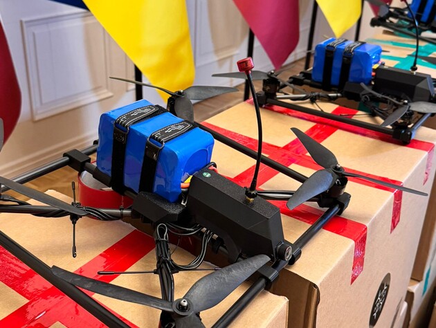 Латвія передала Україні 100 FPV-дронів