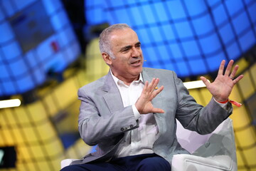 Хвороба Путіна, Трамп поставить Путіна на коліна, Маск. Інтерв'ю Гордона з Каспаровим. Трансляція