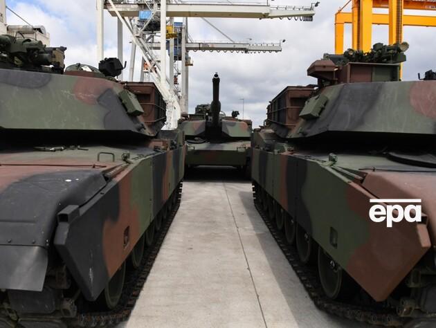 США после паузы возобновили поставки оружия в Украину – Reuters