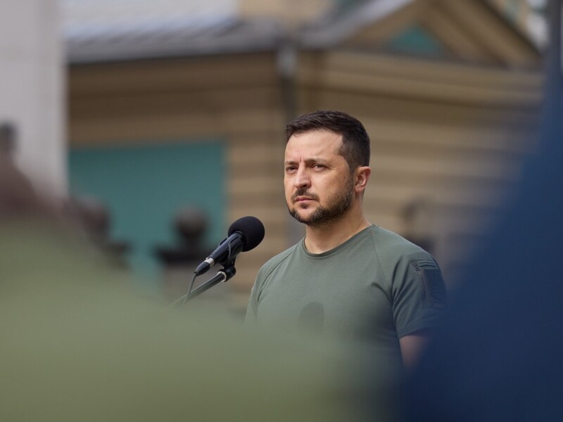 Зеленский подтвердил новое наступление сил обороны в Курской области