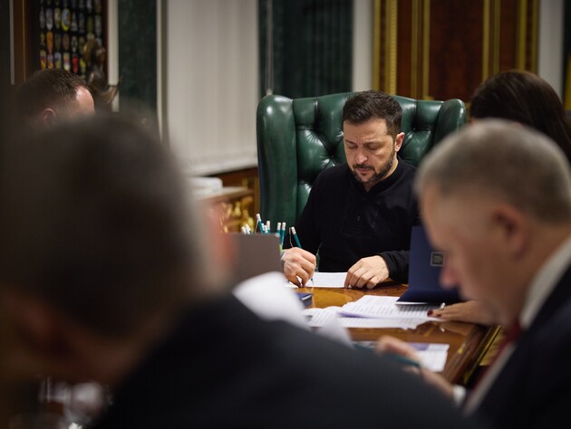 Зеленский анонсировал переговоры с представителями Трампа