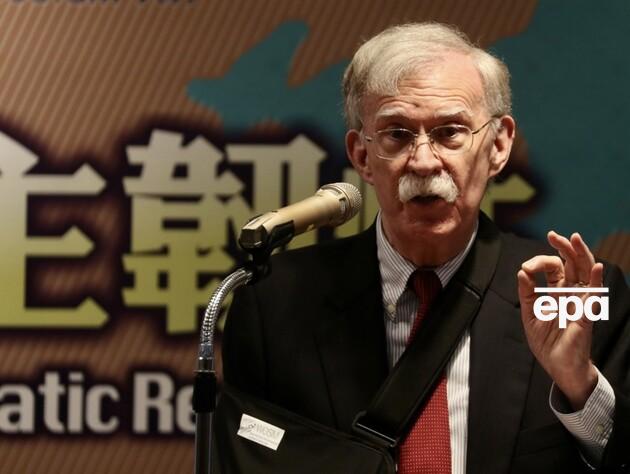 Збитки від поступок Трампа Путіну вийдуть далеко за межі Центральної Європи – Болтон