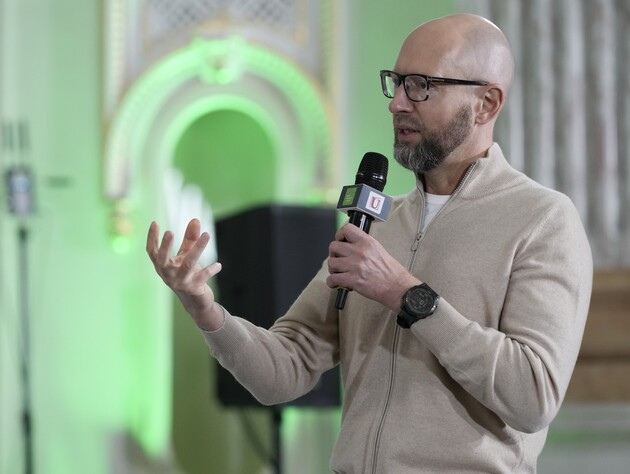 Має бути спільна боротьба за порятунок України – Яценюк