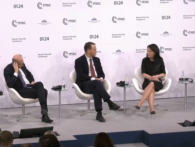 Глави МЗС Німеччини й Польщі назвали умову повернення РФ у G7