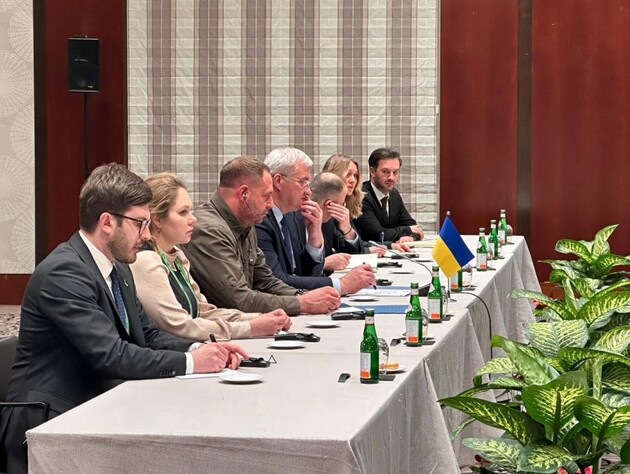 Єрмак: Інформація про зустрічі з росіянами – фейк. Не було зустрічей і не плануються, поки не напрацюємо план