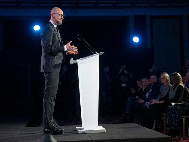 От США зависит судьба свободного мира. Если Украина потерпит неудачу, США будут следующими – Яценюк