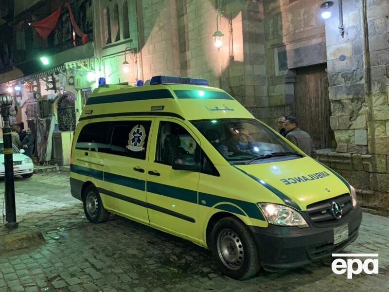 В Египте обрушилось трехэтажное здание, погибли по меньшей мере 10 человек