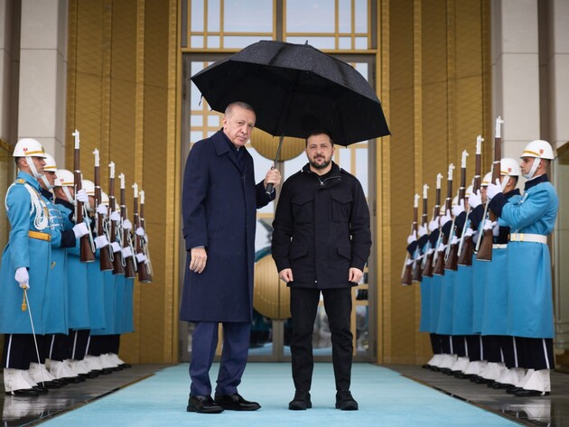 СМИ назвали причину, почему Зеленский перенес свой визит в Саудовскую Аравию