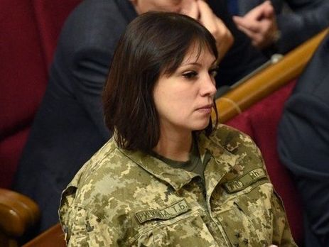 Нардеп Рычкова заявила, что блокирующие железную дорогу на Донбассе военные должны быть наказаны