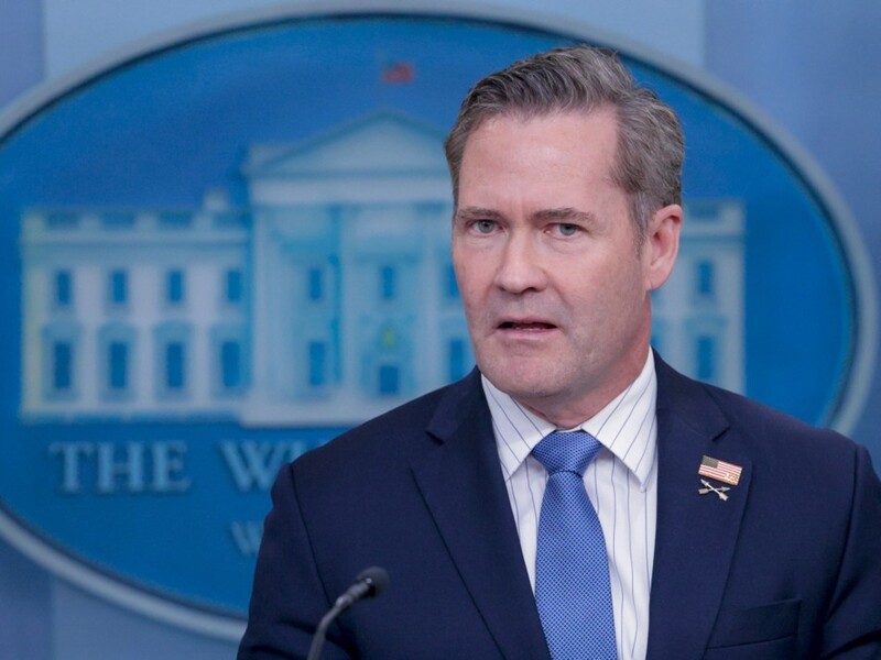 У Білому домі не підтвердили припинення постачання зброї Україні