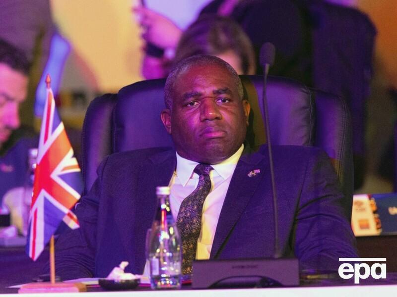 Глава МЗС Великобританії заявив, що не бачить у Росії бажання миру з Україною