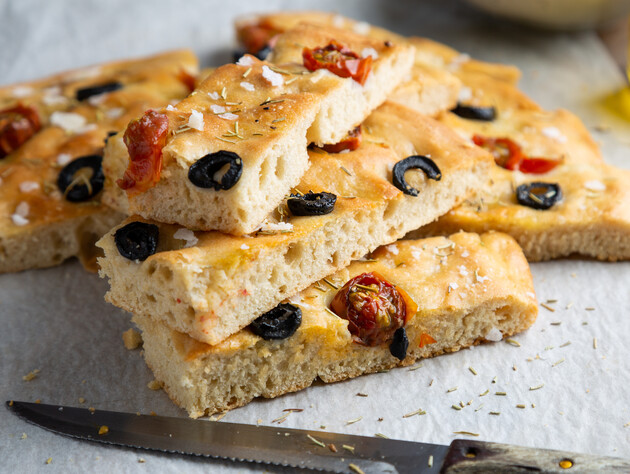 Замесите это тесто – и получите вкусную хрустящую фокачу. Простой рецепт