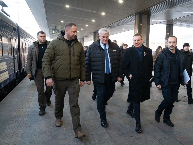 Лідери країн Балтії, Іспанії та Канади прибули з візитом в Україну