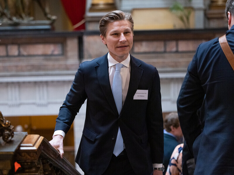 Финляндия пока не планирует открывать границу с РФ – министр обороны