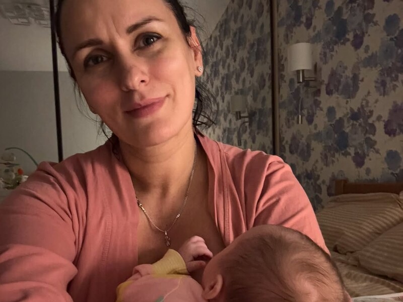 Глинская показала, как ее муж общается с ребенком, а также реакцию их дочерей друг на друга