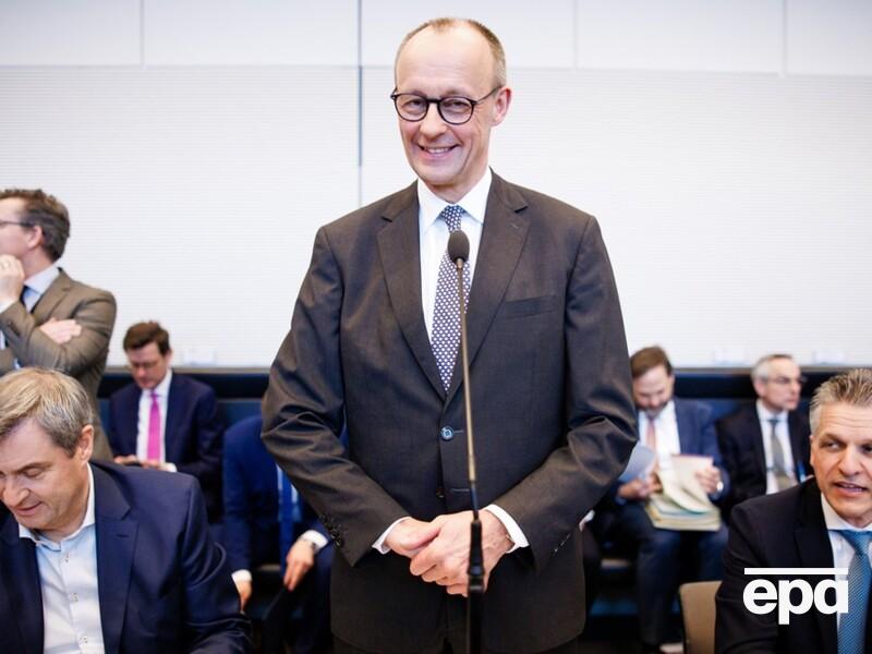 Мерца почти единогласно переизбрали главой фракции ХДС/ХСС