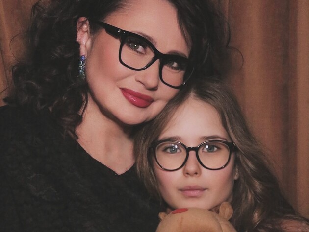 Мозгова показала, у якому одязі та з якою зачіскою її донька відсвяткувала 10 років