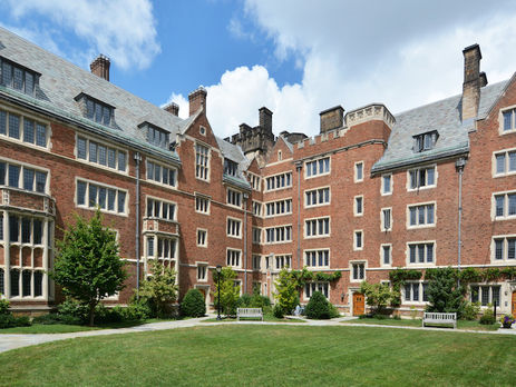 Колледж Йельского университета переименовали из-за споров о расизме