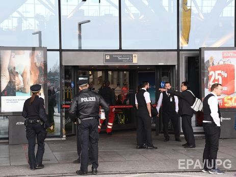 Причиной отравления людей в аэропорту Гамбурга мог стать перцовый газ – пожарные