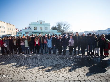 В Ужгороде установили рекорд Украины по объятиям