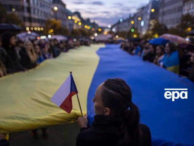 Чехия получила от украинских беженцев вдвое больше прибыли, чем потратила на помощь им – чешское минсоцполитики