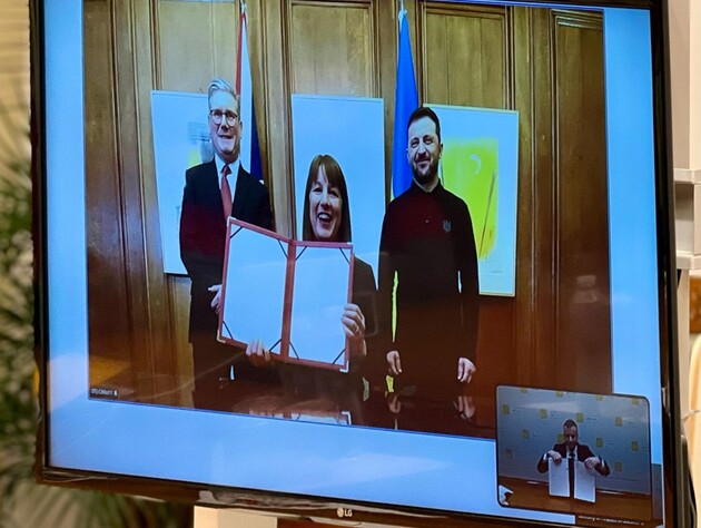 Украина и Великобритания подписали соглашение о выделении Украине кредита на £2,26 млрд