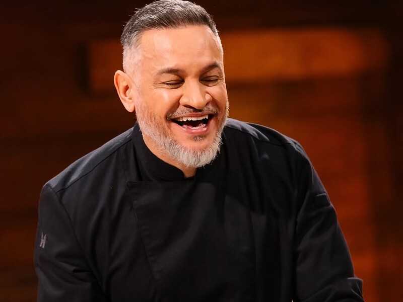 Хименес-Браво поделился фото из спортзала и объяснил, почему не может похудеть