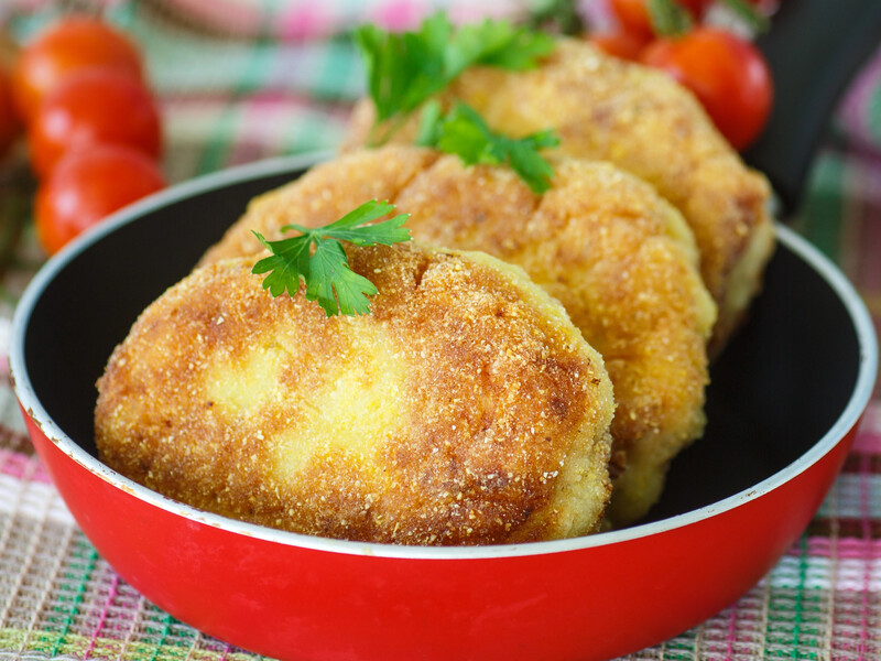 Добавьте эти секретные ингредиенты – и рыбные котлеты получатся невероятно нежные и пышные. Лайфхак 