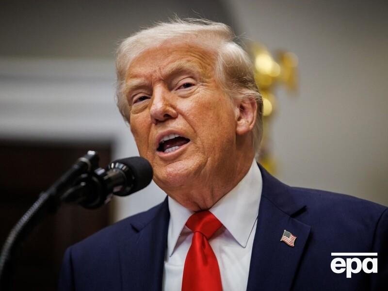 Трамп заявил, что не обсуждал остановку военной помощи для Украины