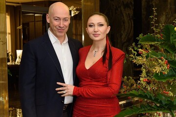 Нова зустріч Трампа із Зеленським, скільки Україна протягне без США. Стрим Бацман із Гордоном. Трансляція