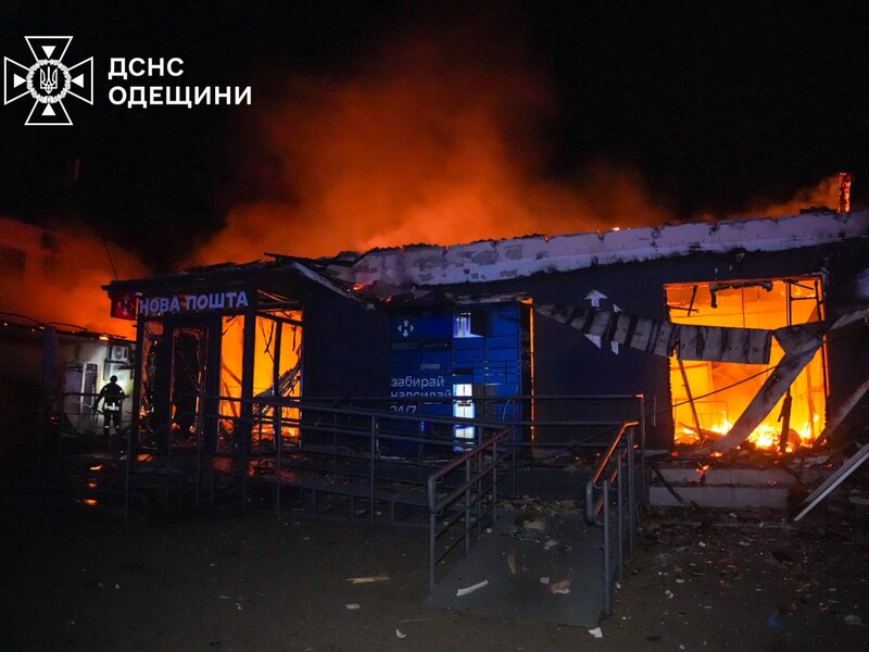 Росіяни другий вечір поспіль масовано атакували енергетичну інфраструктуру Одеси, загинув чоловік