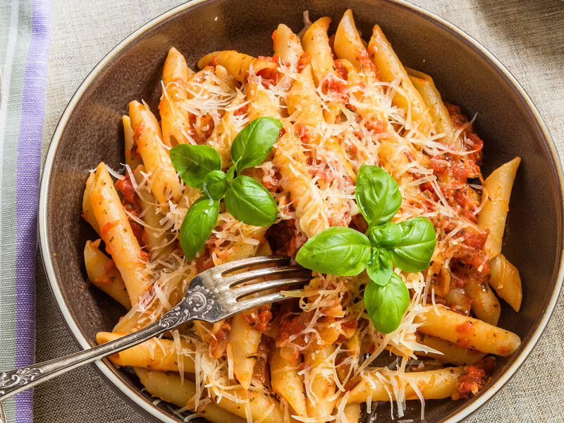 Приготуйте ситну пасту за цим легким рецептом – і вона стане улюбленою вечерею 