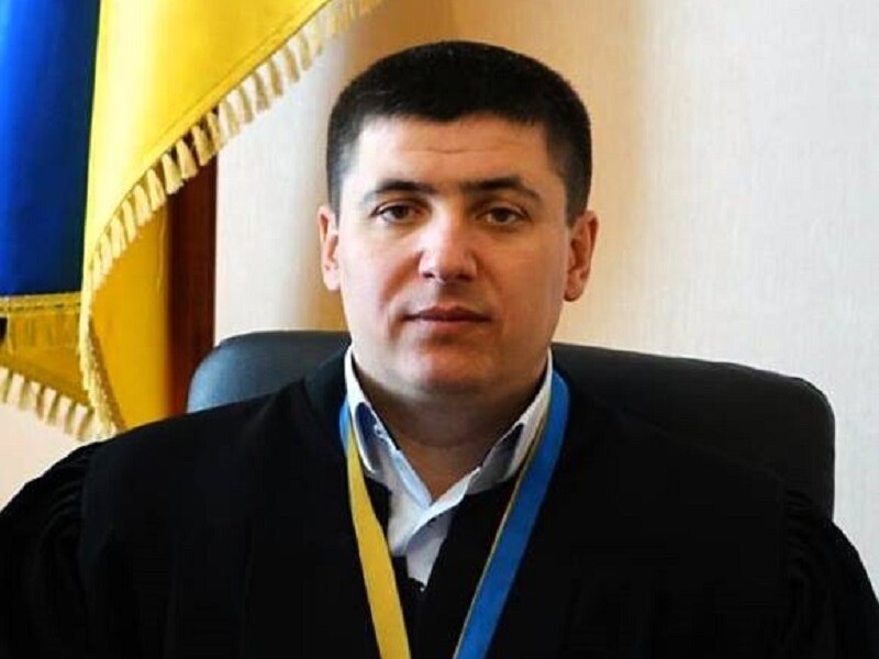 За суддю Жовніра заступилися прибічники Медведчука – Береза