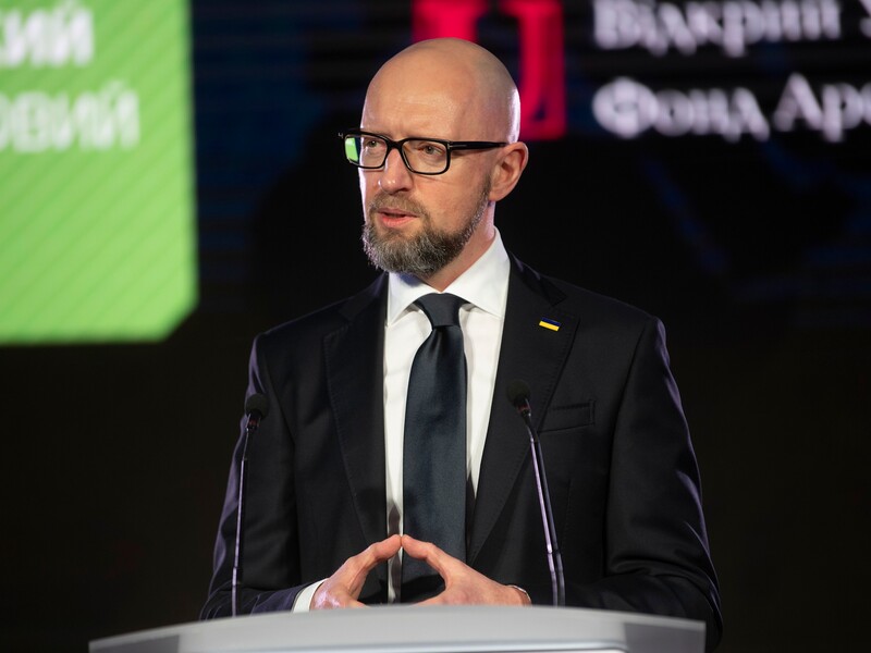 Яценюк попередив, що зупинення надання розвідданих США коштуватиме життів