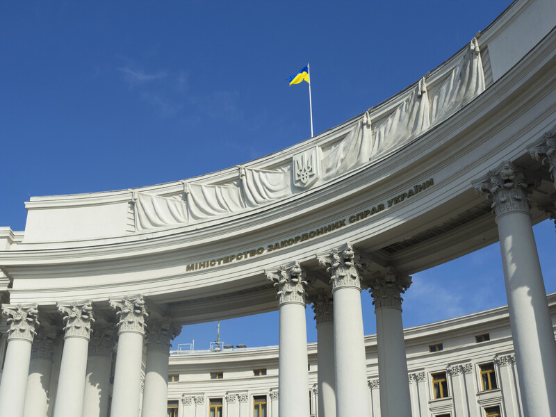 У МЗС відреагували на ідею Мелоні поширити на Україну дію п'ятої статті статуту НАТО