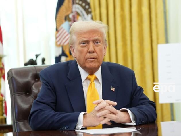 Трамп заявив, що з Росією йому легше домовитися, ніж з Україною, і знову згадав про карти