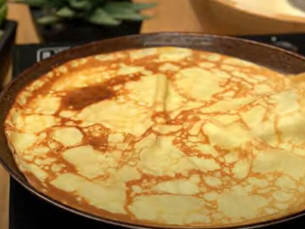 Змішайте це з борошном – і млинці вийдуть тонкими й ніжними. Рецепт тіста