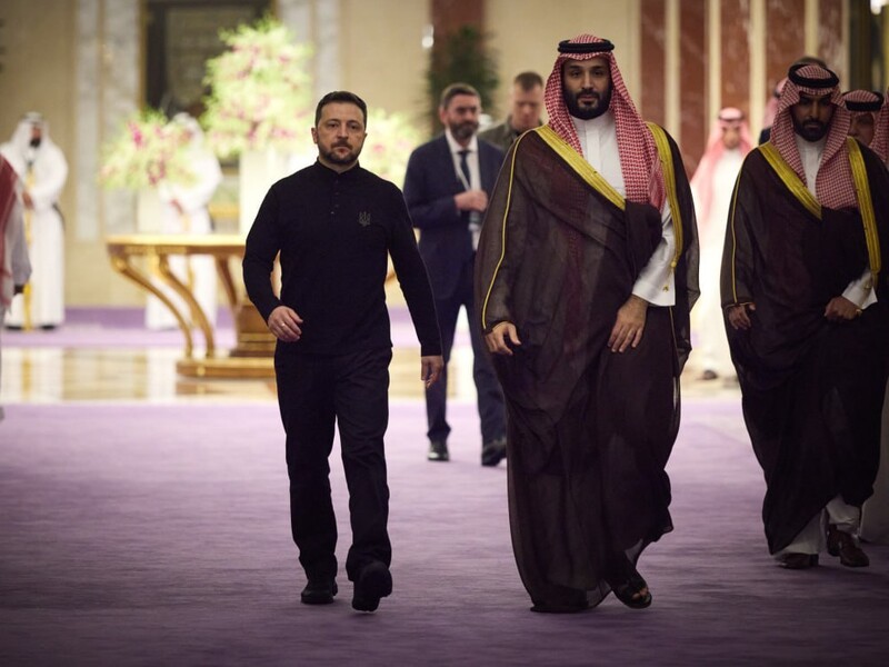 Зеленский провел "очень детальный" разговор о будущем Украины с наследным принцем Саудовской Аравии