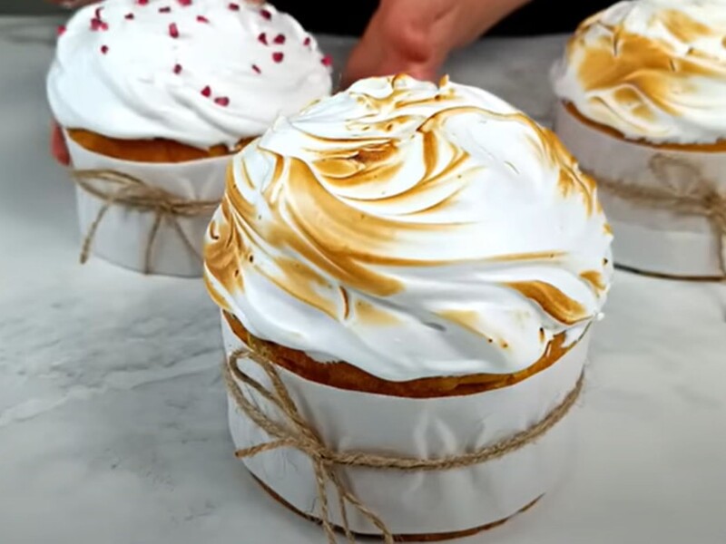 Смешайте это с маслом – и будете наслаждаться вкусной и влажной паской, которая не крошится. Рецепт