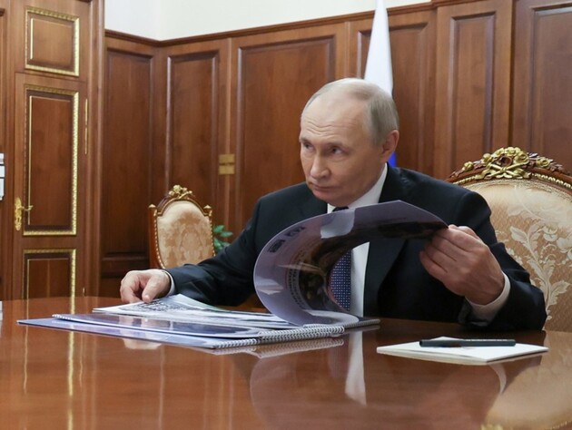 Путин проверяет, как далеко Трамп готов зайти в давлении на ЕС в вопросе снятия санкций – Bloomberg