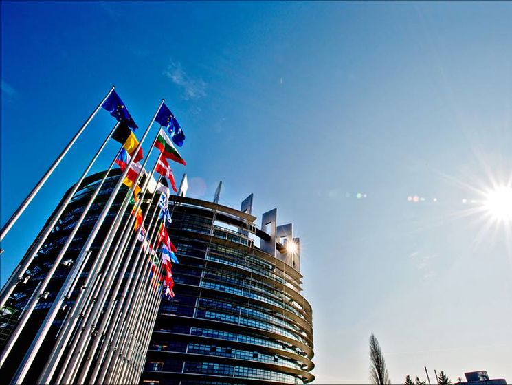 В Европарламенте проходят дебаты о ситуации на востоке Украины