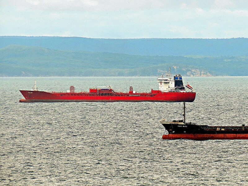 "Теневой флот" РФ использует фальшивые страховые сертификаты для прохода через воды стран НАТО – расследование