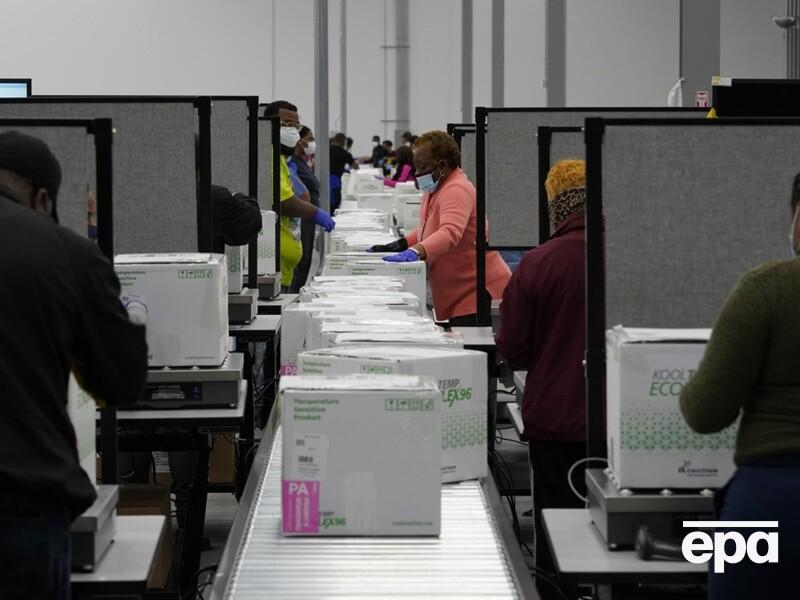 Адміністрація Трампа розпочала масові звільнення в медичних установах США – Reuters