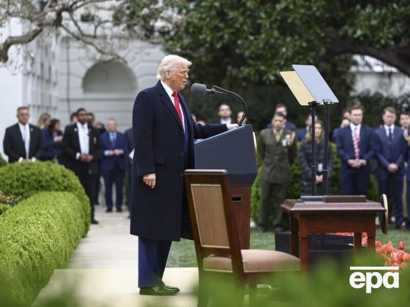 З Камбоджі – 49%, з України – 10%. Трамп оголосив про мита на практично всі імпортні товари