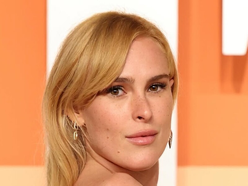 36-річна донька Вілліса і Мур розповіла, що спить із матір'ю і приймає ванну із сестрами