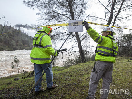 Калифорнийцам, эвакуированным из-за угрозы прорыва плотины, разрешили вернуться домой