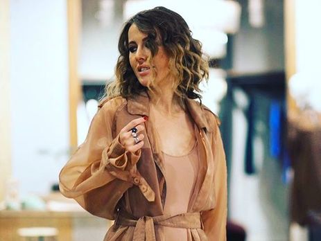 Собчак сфотографировалась с лошадьми