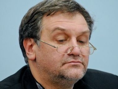 Отставка Флинна показала, что Трамп вынужден будет корректировать свою политическую линию – политолог Гарань