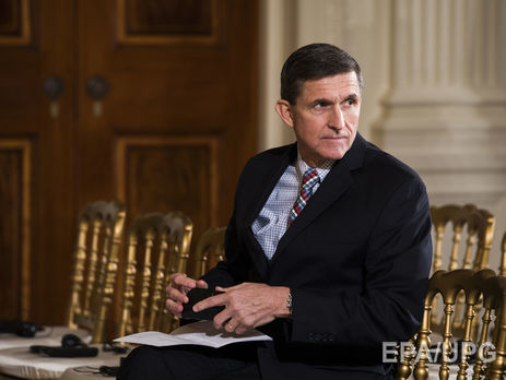 Трамп 17 дней назад узнал о переговорах Флинна с послом РФ, советник вышел из доверия – Спайсер